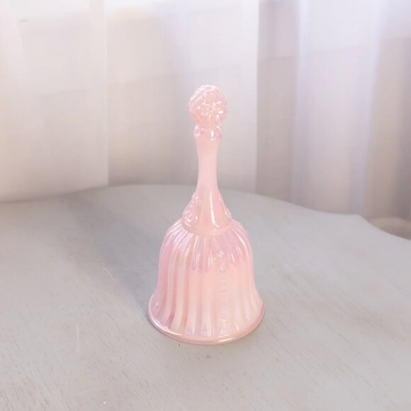 Vintage Fenton Pink Iridescent Opalescent Faberge Glass Bell - Picture 1 of 4